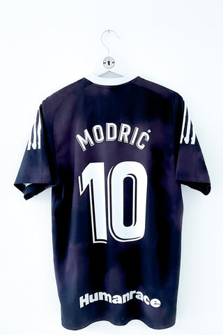 Real Madrid 2020/2021 Special Humanrace #Modric 10 Medium 9/10