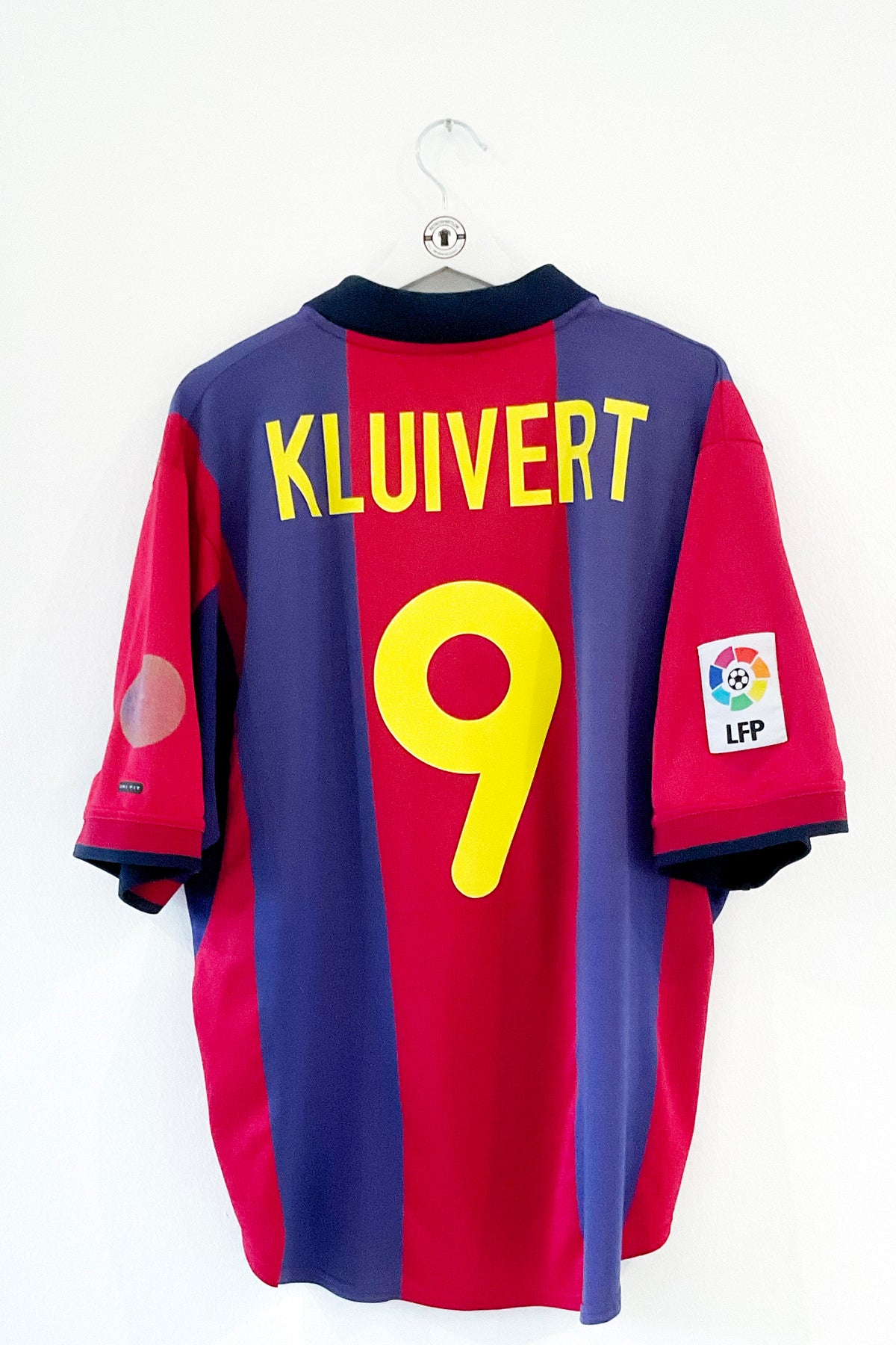 Barcelona 2000/2001 Hjemmebane #Kluivert 9 Large 8/10