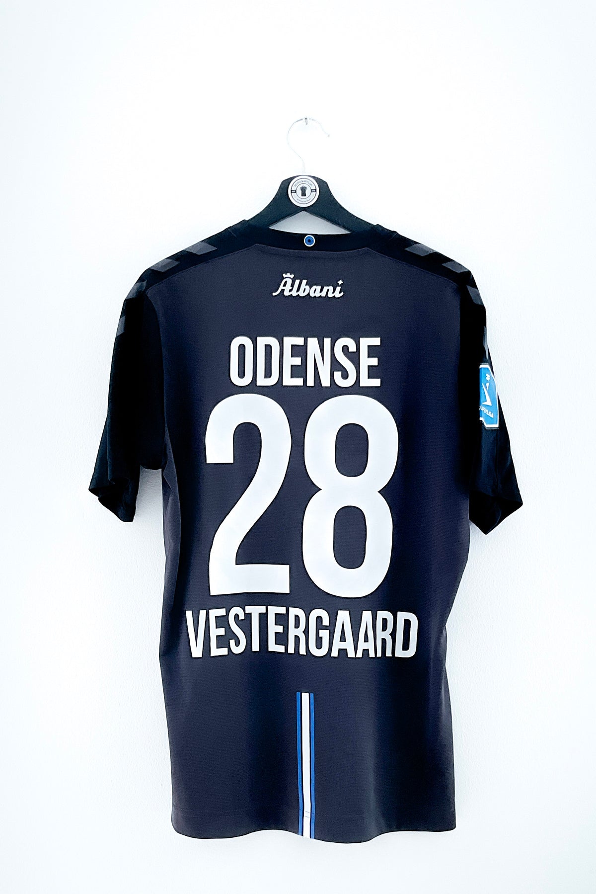 OB 2018/2019 Udebane #Vestergaard 28 Large 9/10