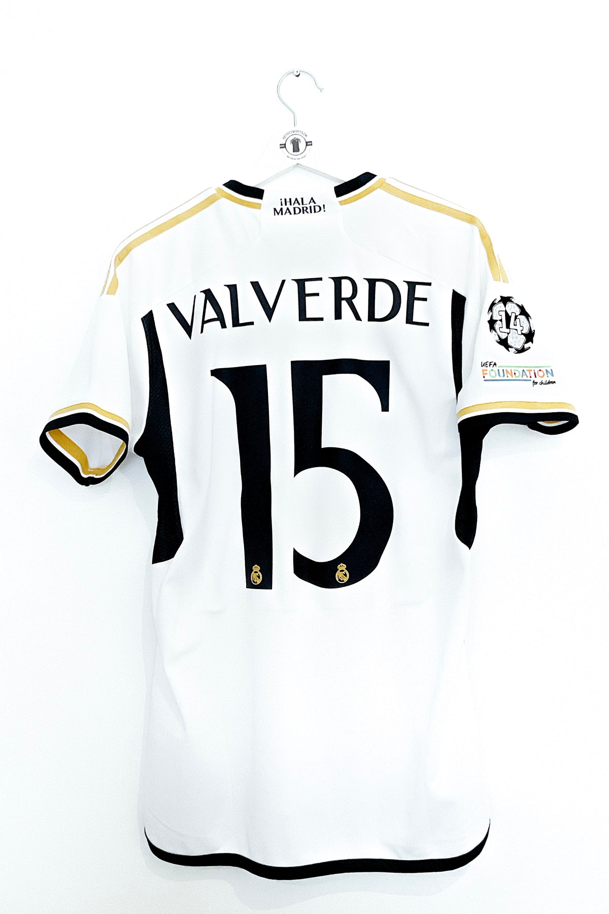 Real Madrid 2023/2024 Hjemmebane #Valverde 15 Medium 9/10