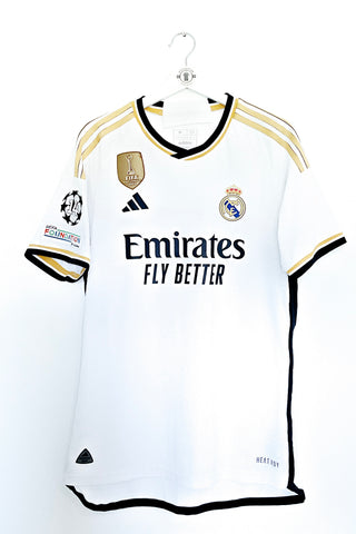 Real Madrid 2023/2024 Hjemmebane #Vini Jr. 7 #Authentic Medium 9/10
