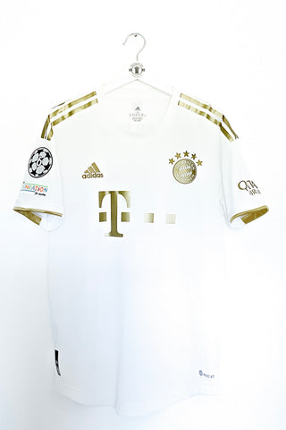 Bayern München 2022/2023 Udebane #De Ligt 4 #Authentic Medium 6/10